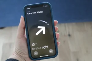 Hiển thị ultra wideband -UWB xác định vị trí airtag trên iphone
