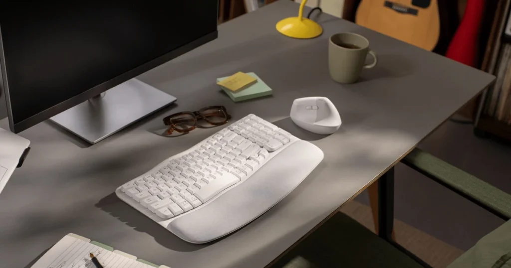 Ergonomic keyboard